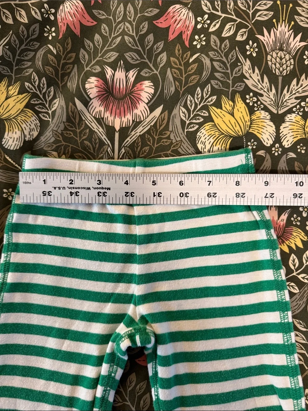 Primary Kids Pajama Set size 4/5, family matching, mommy & me
